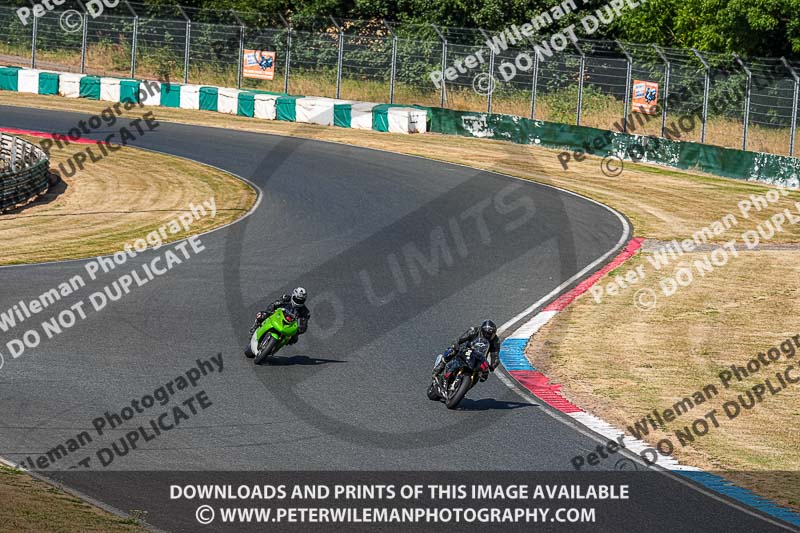enduro digital images;event digital images;eventdigitalimages;mallory park;mallory park photographs;mallory park trackday;mallory park trackday photographs;no limits trackdays;peter wileman photography;racing digital images;trackday digital images;trackday photos